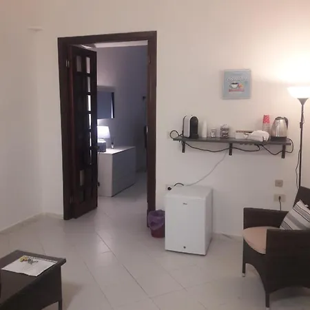بيت ضيافة Casa D'avalos نابولي